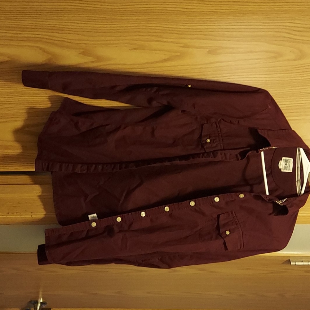 Long sleeve button up top.